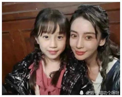娱乐圈吃瓜小妹妹,揭秘“吃瓜小妹妹”的瓜田奇遇记