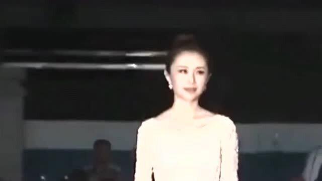 娱乐吃瓜女艺人出道