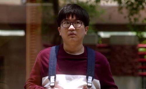 吃瓜娱乐圈男生,娱乐圈男星的甜蜜瓜事