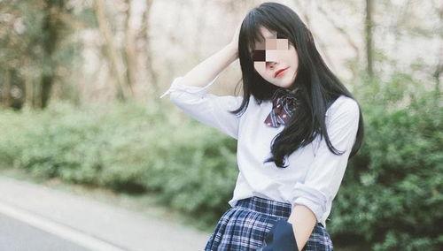 娱乐吃瓜酱 女大学生,娱乐吃瓜酱的甜蜜诱惑